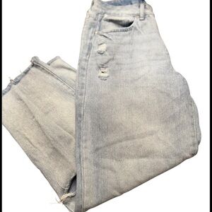 SINCERELY JULES LIGHT BLUE DISTRESSED JEANS SIZE 9 JUNIORS/ SIZE 8 WOMEN